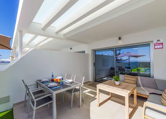 فيلة Marina Azul